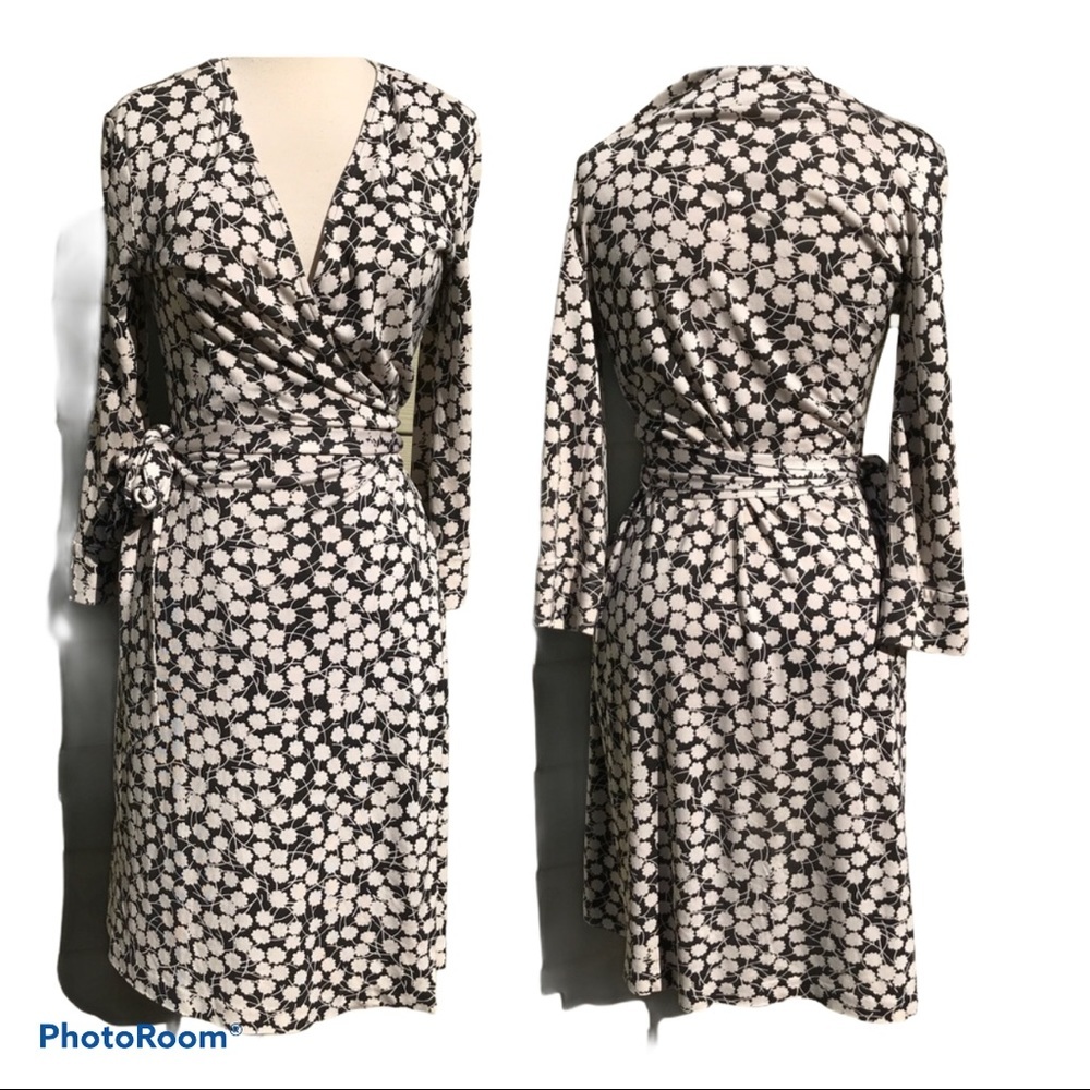 DIANE VON FURSTENBERG  vintage wrap Julian DRESS 4 silk - Picture 2 of 5